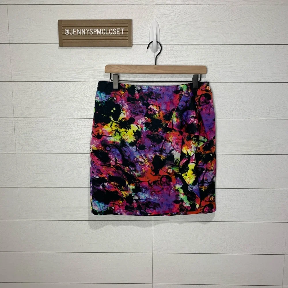 Vince Camuto multiple Color Skirt Size 8